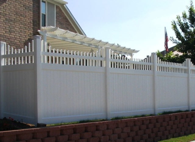 5 More Common Mistakes when Installing Vinyl Fence