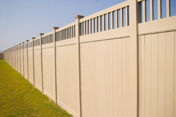 Vinyl Privacy Fence with Accent